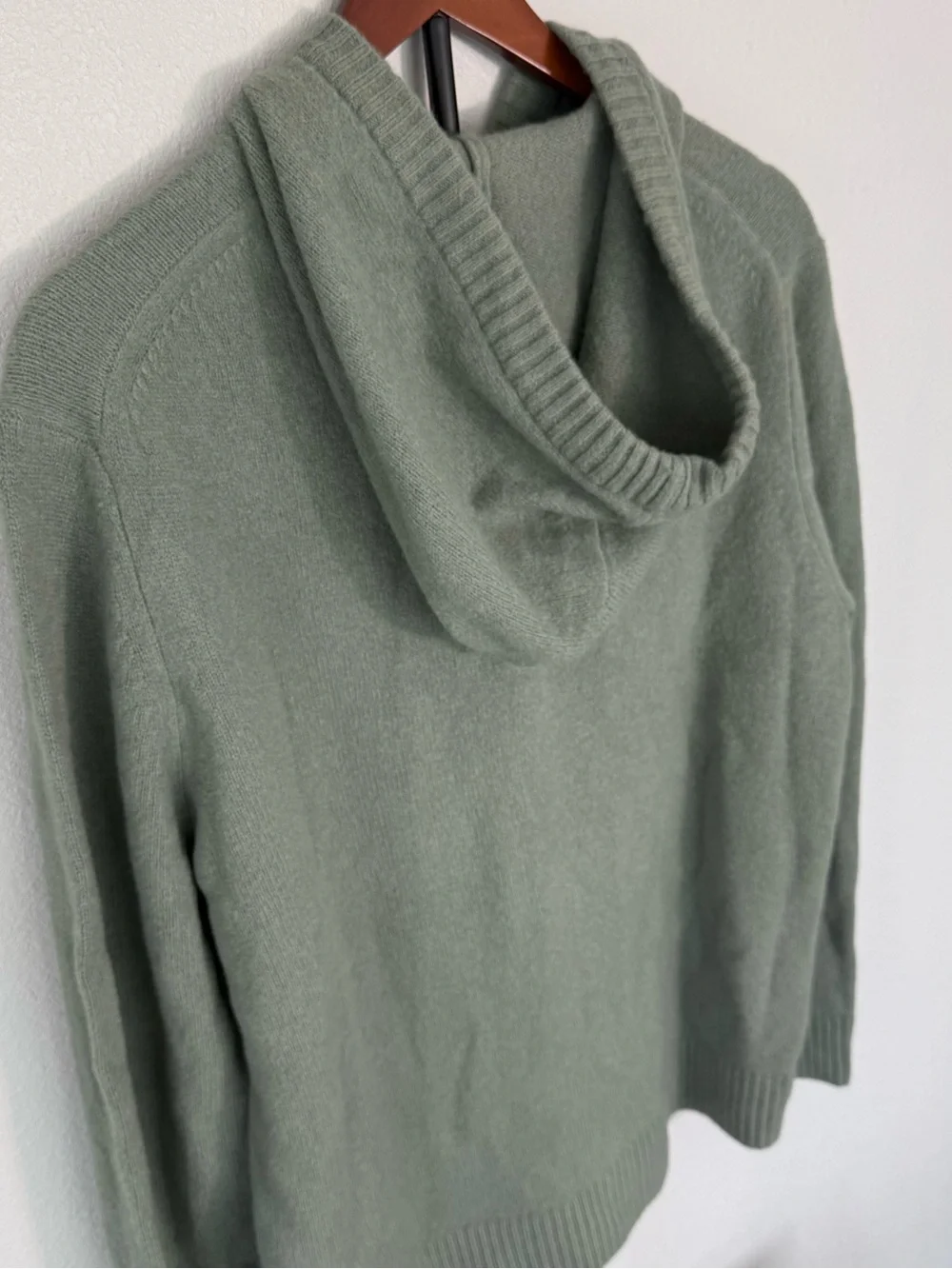 Vince Merino Wool Yak Blend Knit Hoodie Sage Green Quiet Luxury Men Size XL